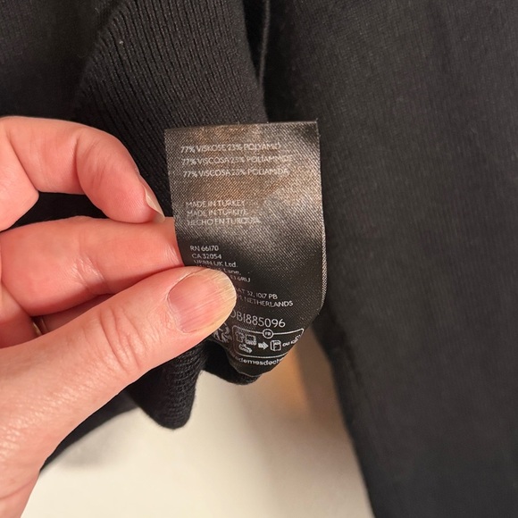 Anthropologie Maeve Black Cropped Knit Square Neck Sweater Size Medium - Picture 4 of 7